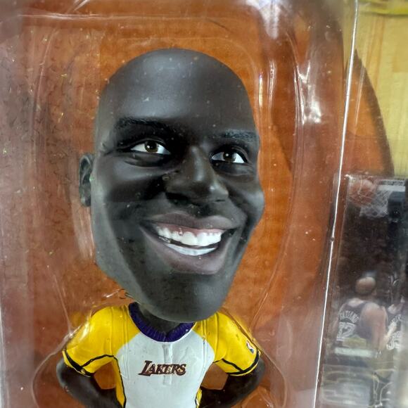 Upper Deck Playmakers Shaquille O'Neal‎ Bobblehead Collectible Card Lakers - Picture 2 of 8